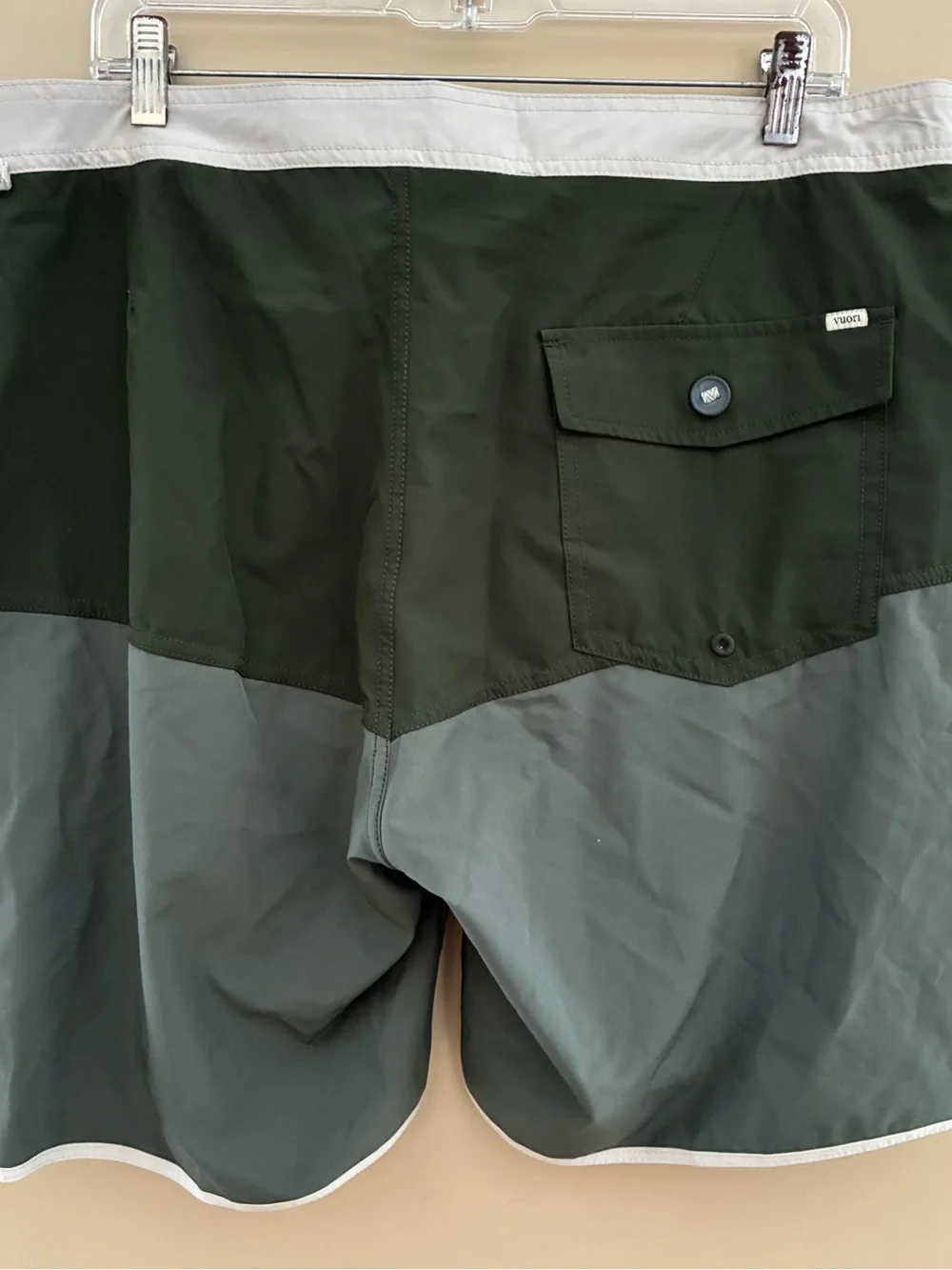 Vuori Men's Olive Green Boardshorts size 36